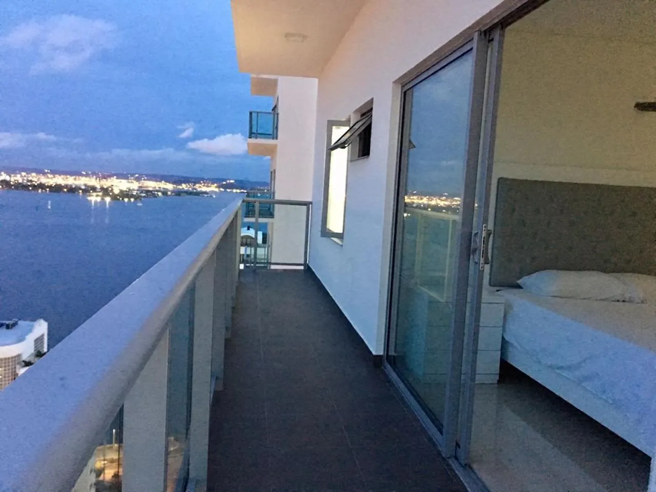 Luxury Infinitum Daire Cartagena 0*,  Kolombiya