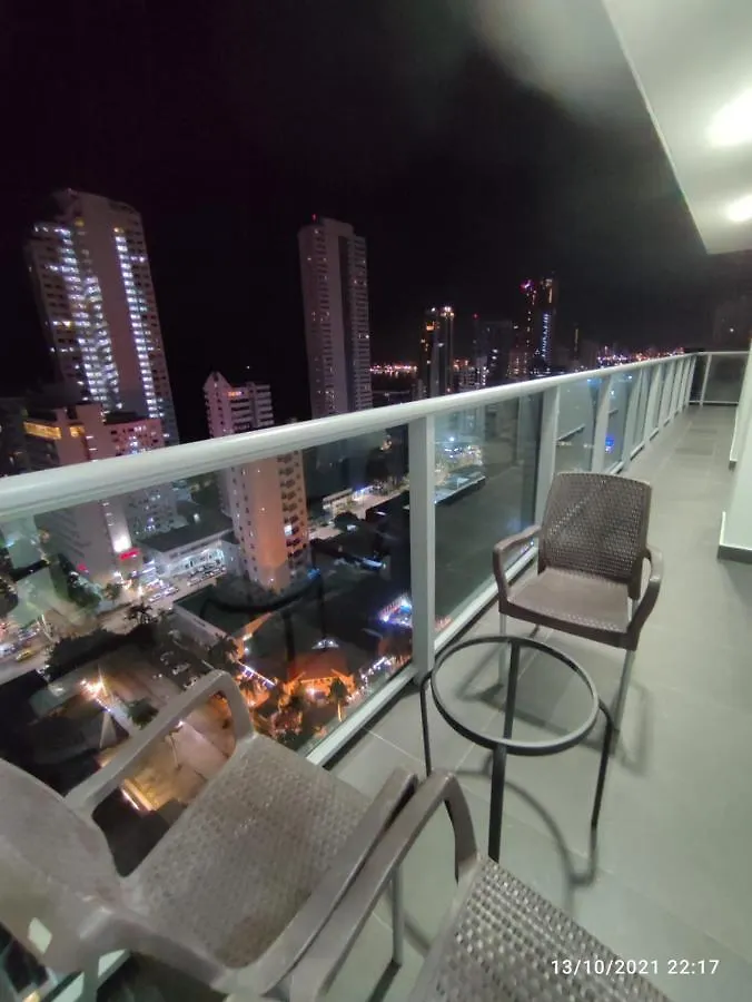 Luxury Infinitum Apartment Cartagena 0*,